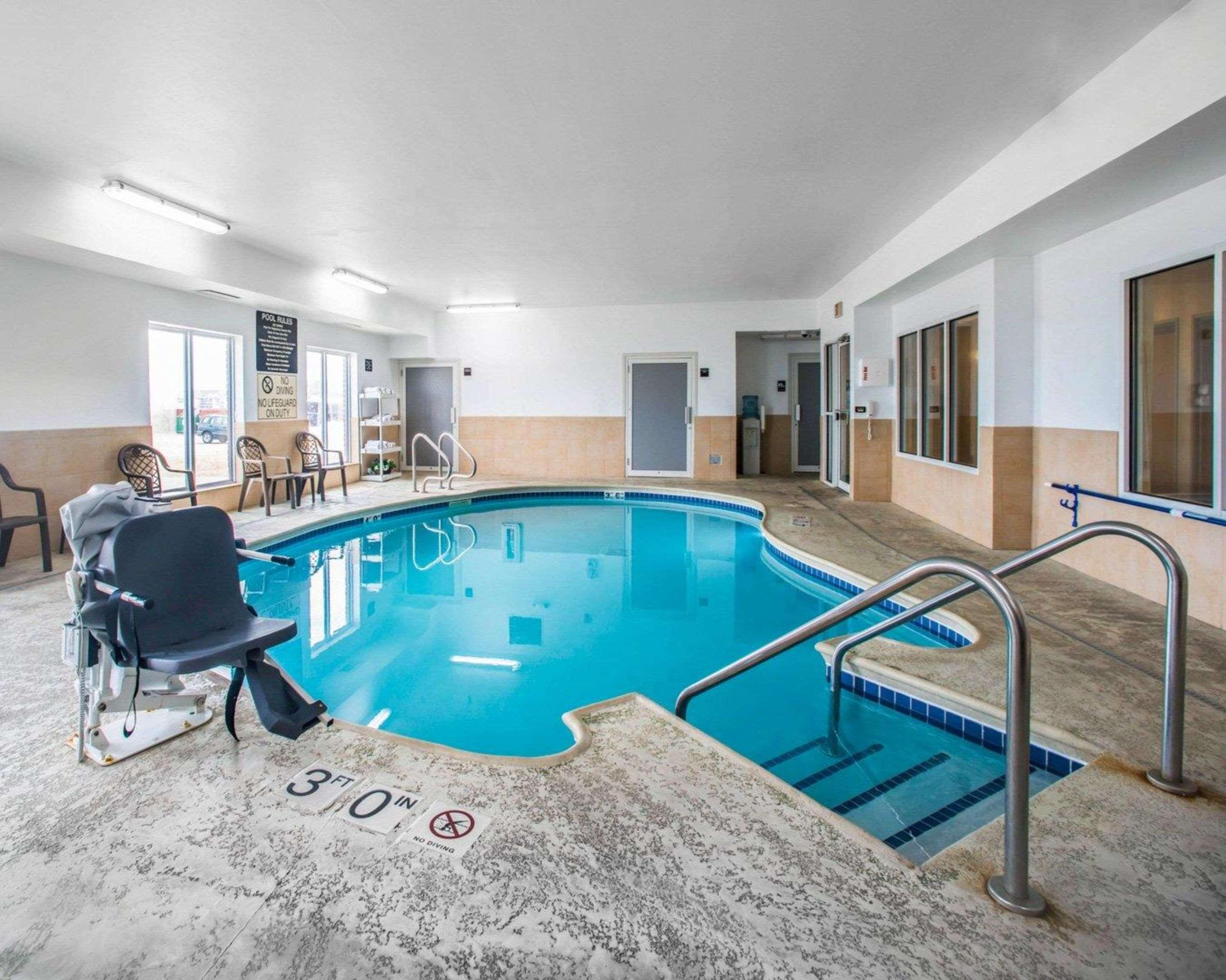 Sleep Inn & Suites Washington Near Peoria Eksteriør bilde